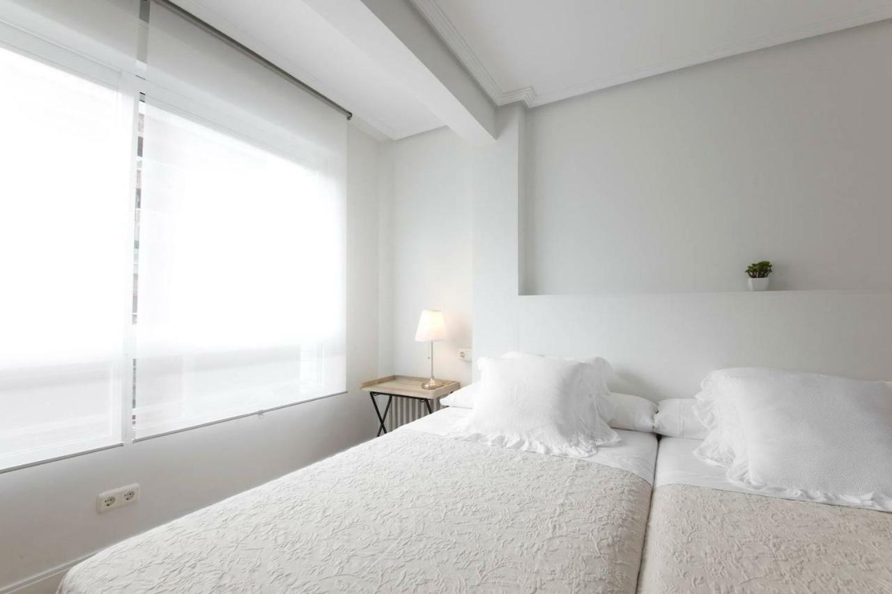 Ondarreta Room With Independent Entrance Сан Себастиан Екстериор снимка